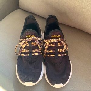 Adidas Woman’s Cloudfoam Sneakers.  Black w/Camo Laces.  Lightweight